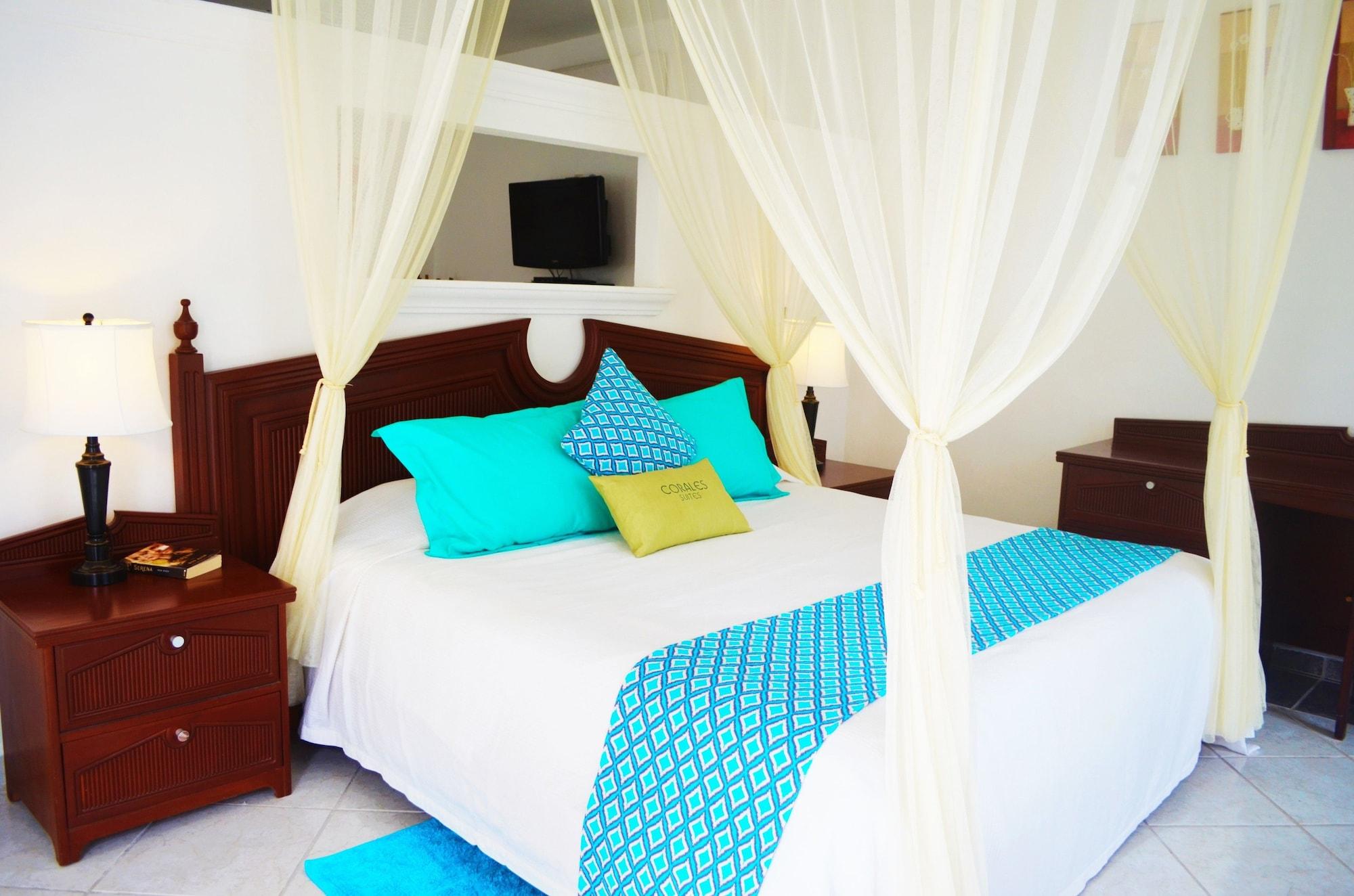 Corales Suites Пуэрто-Морелос Экстерьер фото